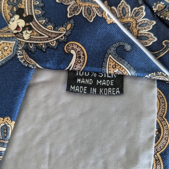 Balancine Mickey Mouse Silk Necktie - Picture 13 of 15